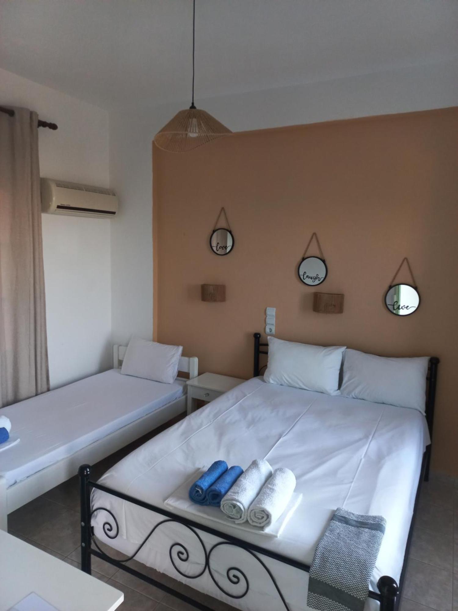 Stafylos Rooms Esterno foto